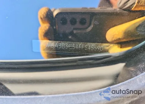 2015 BMW 328 Xi z USA, uszkodzony, nr VIN WBA3B3C54FF545590